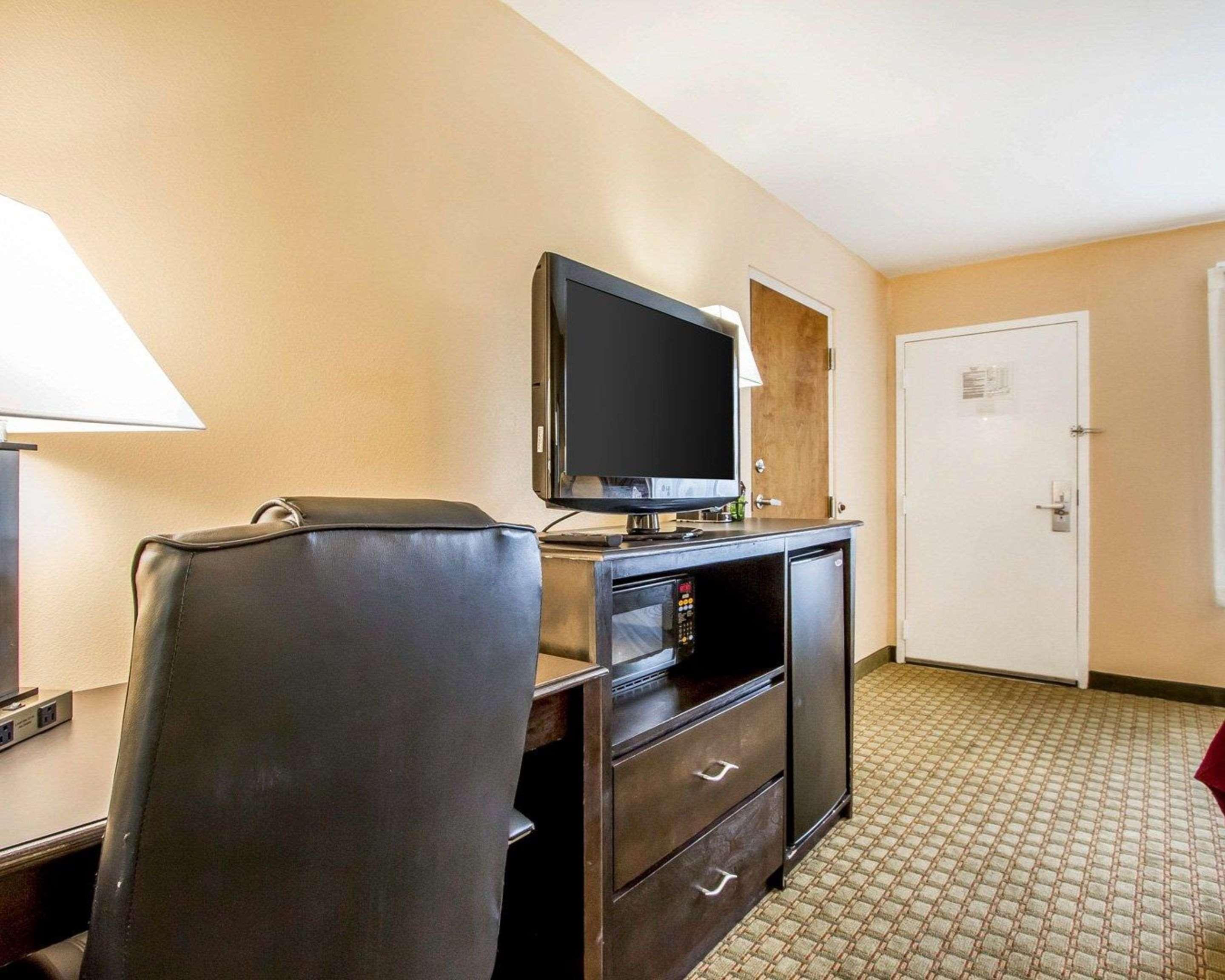 Quality Inn Foley Kültér fotó